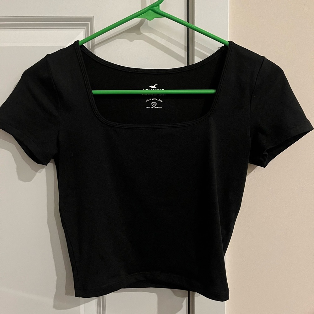Hollister Black Square Neck Cropped Tee